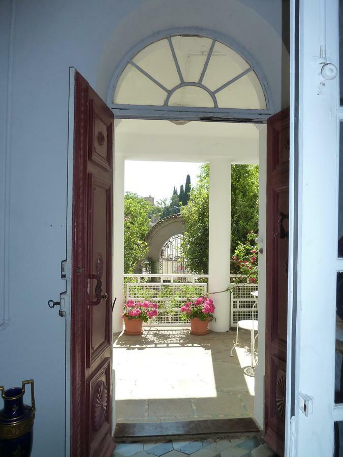 Maison Butterfly Bed & Breakfast Puissalicon Exterior photo